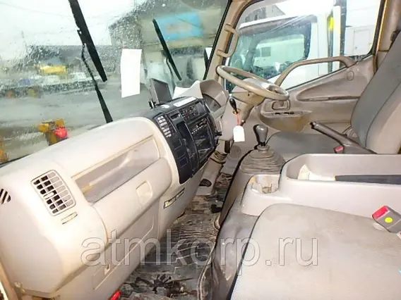 Автофургон Toyota DYNA XZU348 2010 года б/у фото 4