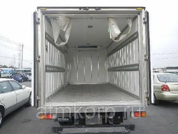Рефрижератор Toyota DYNA XZU710 2013 года б/у фото 3