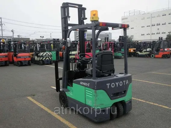Вилочный погрузчик Toyota FORKLIFT 7FBE13 2012 года б/у фото 2