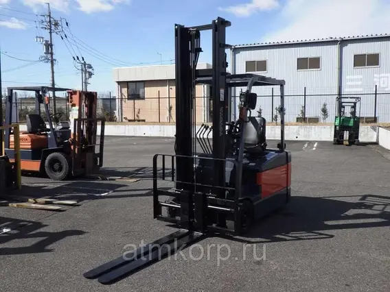 Вилочный погрузчик Toyota FORKLIFT 7FBE20 2005 года б/у фото 5
