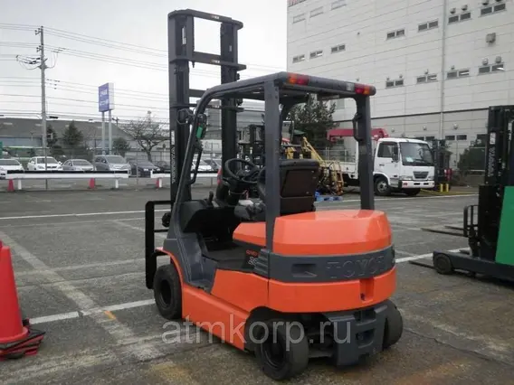 Вилочный погрузчик Toyota FORKLIFT 7FB20 2010 года б/у фото 2