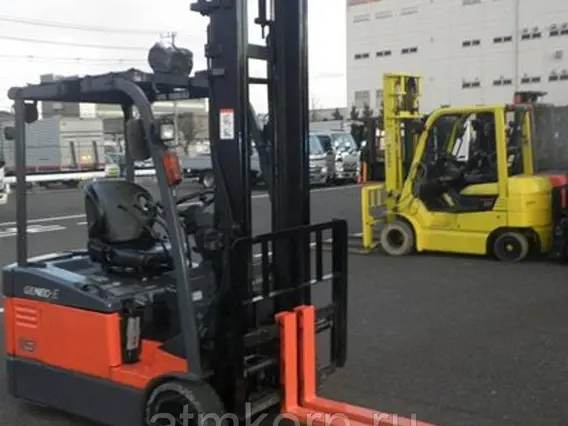 Вилочный погрузчик Toyota FORKLIFT 7FBE15 2005 года б/у