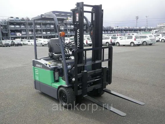 Вилочный погрузчик Toyota FORKLIFT 7FBE15 2014 года б/у