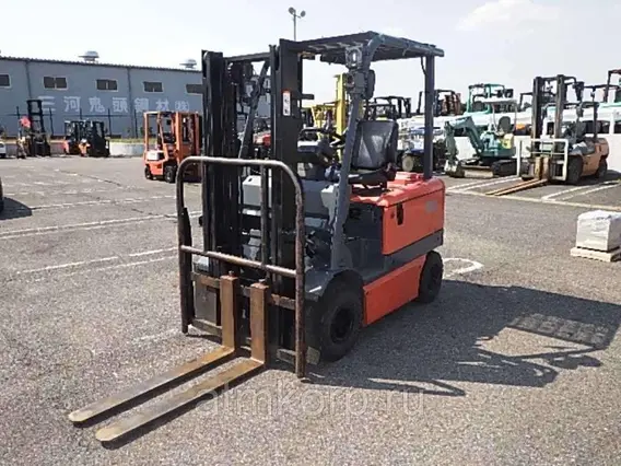 Вилочный погрузчик Toyota FORKLIFT 3FBB20 2011 года б/у фото 5