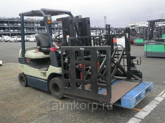 Вилочный погрузчик Toyota FORKLIFT 7FB20 2018 года б/у