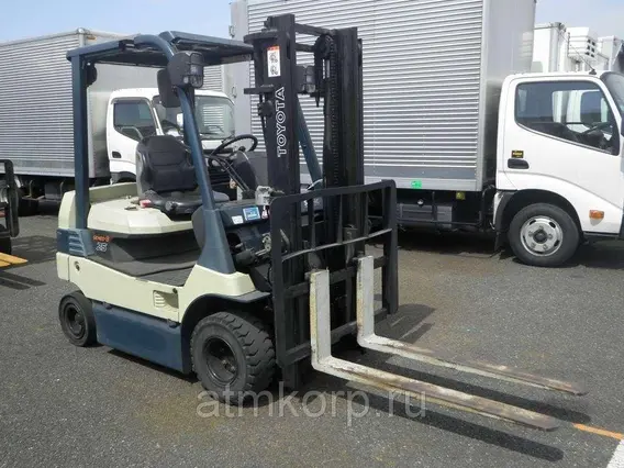 Вилочный погрузчик Toyota FORKLIFT 7FB25 2002 года б/у