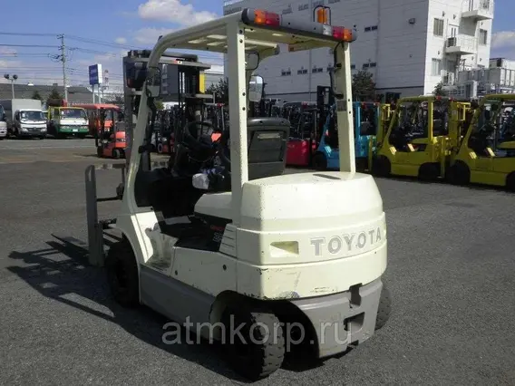 Вилочный погрузчик Toyota FORKLIFT 7FB25 2012 года б/у фото 2