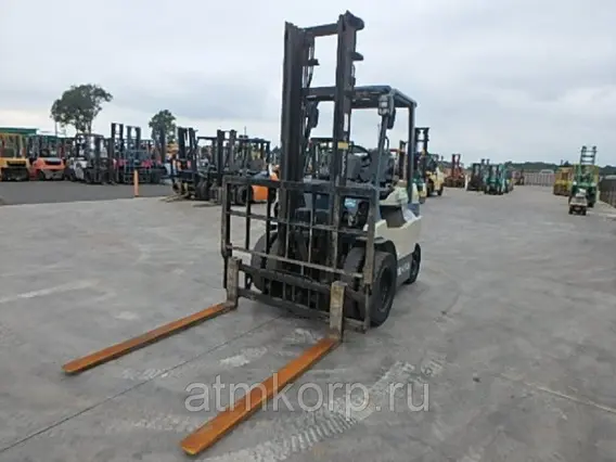 Вилочный погрузчик Toyota FORKLIFT 7FB30 2002 года б/у