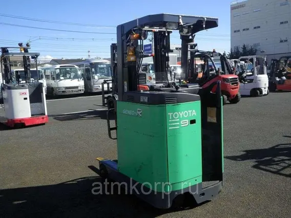 Вилочный погрузчик Toyota FORKLIFT 7FBRK9 2013 года б/у фото 2