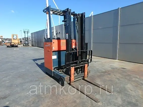 Вилочный погрузчик Toyota FORKLIFT 7FBRK9 2003 года б/у фото 3
