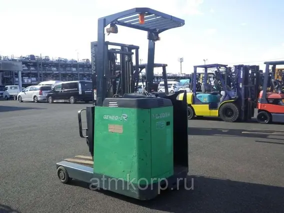 Вилочный погрузчик Toyota FORKLIFT 7FBR15 2003 года б/у фото 2