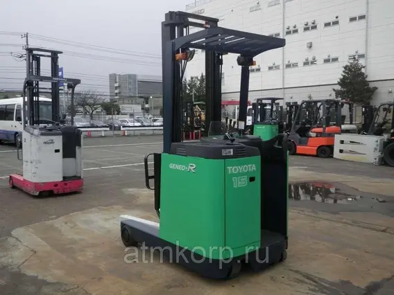 Вилочный погрузчик Toyota FORKLIFT 7FBR15 2011 года б/у фото 2