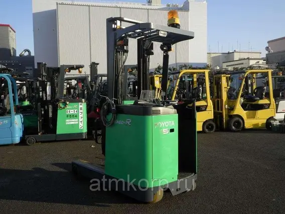 Вилочный погрузчик TOYOTA FORKLIFT 7FBRS15 2013 года б/у фото 2
