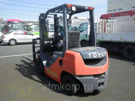 Вилочный погрузчик Toyota FORKLIFT 8FG25 2009 года б/у фото 2