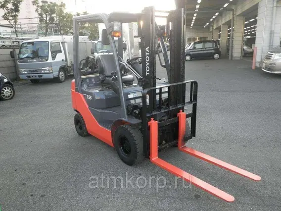 Вилочный погрузчик TOYOTA FORKLIFT 8FG15 2014 года б/у