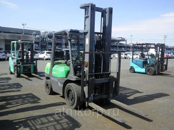 Вилочный погрузчик TOYOTA FORKLIFT 02-7FG30 2005 года б/у