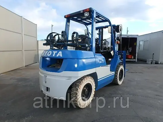 Вилочный погрузчик Toyota FORKLIFT 02-7FG35 2008 года б/у фото 2