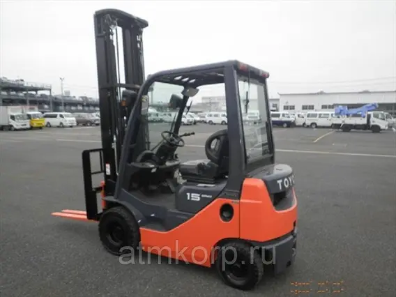 Вилочный погрузчик Toyota FORKLIFT 02-8FD15 2011 года б/у фото 2