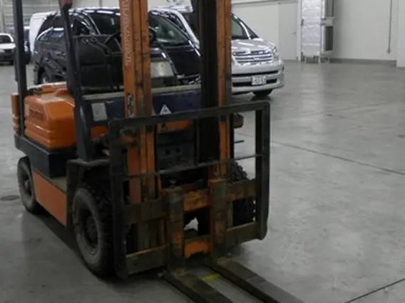 Вилочный погрузчик Toyota FORKLIFT 82-5FDL15 1986 года б/у