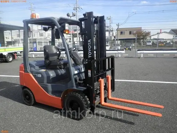Вилочный погрузчик Toyota FORKLIFT 02-8FD18 2011 года б/у
