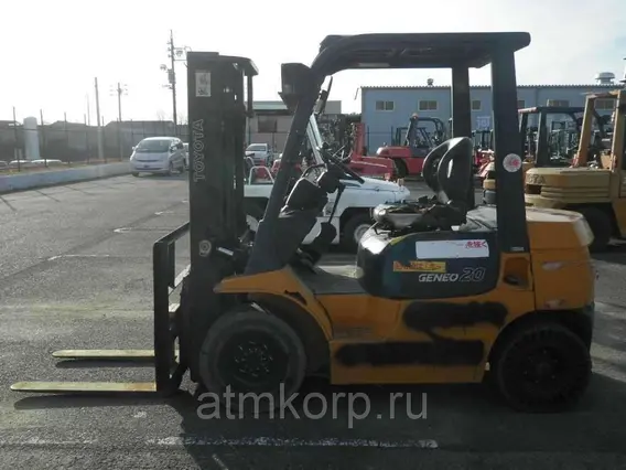 Вилочный погрузчик Toyota FORKLIFT 7FD20 2003 года б/у фото 4