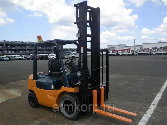 Вилочный погрузчик Toyota FORKLIFT 02-7FD20 2004 года б/у