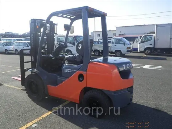 Вилочный погрузчик Toyota FORKLIFT 52-8FD30 2008 года б/у фото 2