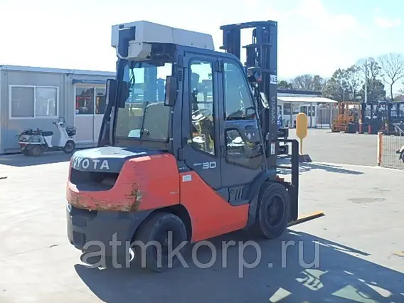 Вилочный погрузчик Toyota FORKLIFT 52-8FD30 2018 года б/у фото 2