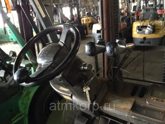 Вилочный погрузчик Toyota FORKLIFT 8FDJ35 2009 года б/у фото 4