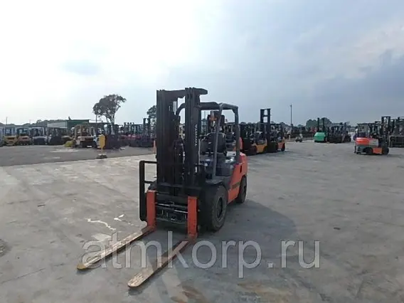 Вилочный погрузчик Toyota FORKLIFT 50-8FDJ35 2014 года б/у