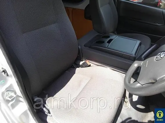 Микроавтобус Toyota HIACE VAN KDH201V 2012 года б/у фото 7