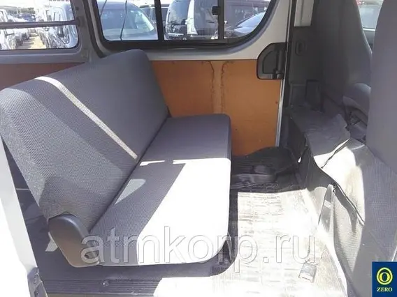 Микроавтобус Toyota HIACE VAN KDH201V 2012 года б/у фото 8