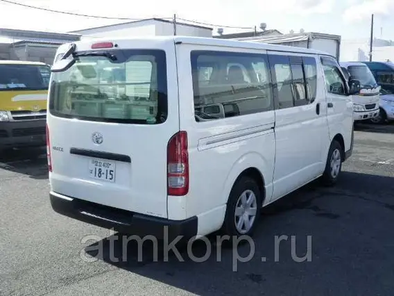Микроавтобус Toyota HIACE VAN KDH201V 2012 года б/у фото 2