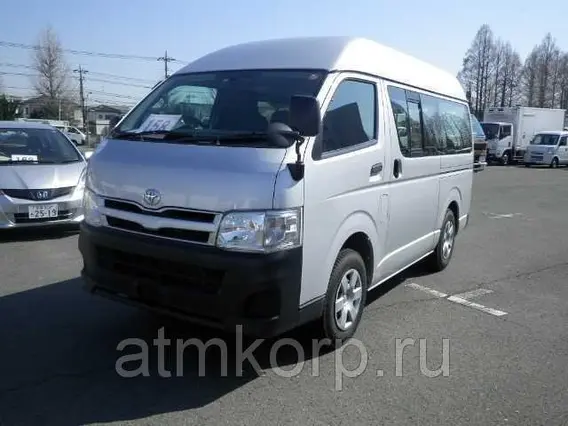 Микроавтобус Toyota HIACE VAN KDH206K 2011 года б/у фото 3