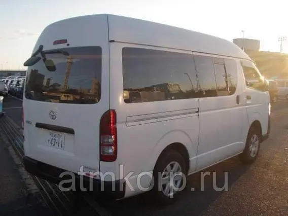 Микроавтобус Toyota HIACE VAN KDH206K 2011 года б/у