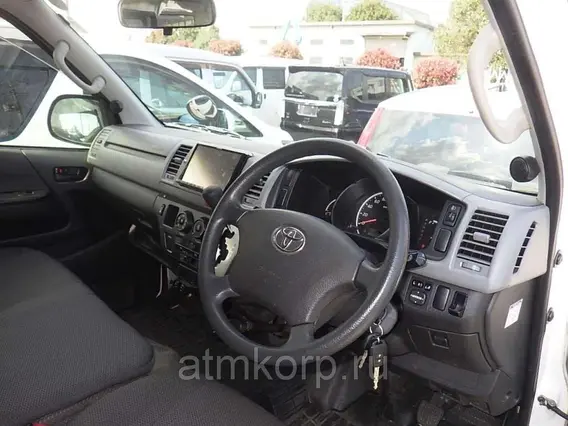 Микроавтобус TOYOTA HIACE VAN KDH206K 2013 года б/у фото 5