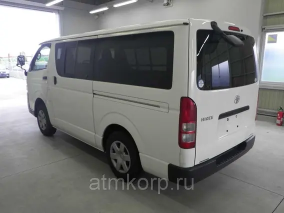 Микроавтобус Toyota HIACE VAN KDH206V 2011 года б/у фото 2