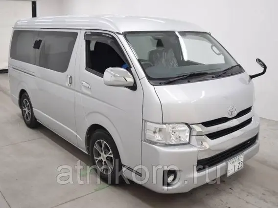 Микроавтобус Toyota HIACE VAN 2014 года б/у