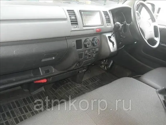 Микроавтобус Toyota HIACE VAN TRH200V 2012 года б/у фото 4