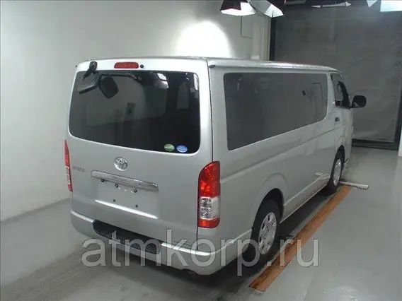 Микроавтобус Toyota HIACE VAN TRH200V 2014 года б/у фото 4