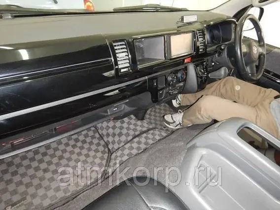 Микроавтобус Toyota HIACE VAN TRH214W 2010 года б/у фото 3