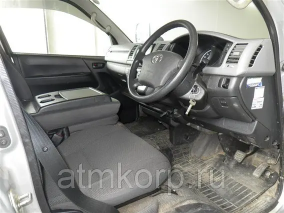 Микроавтобус Toyota HIACE VAN KDH206V 2012 года б/у фото 4