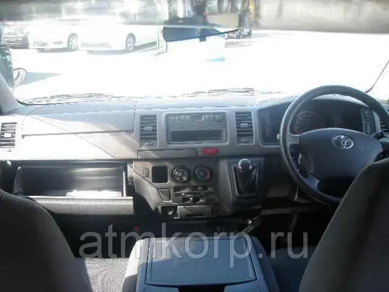 Микроавтобус Toyota HIACE VAN KDH206V 2013 года б/у фото 4