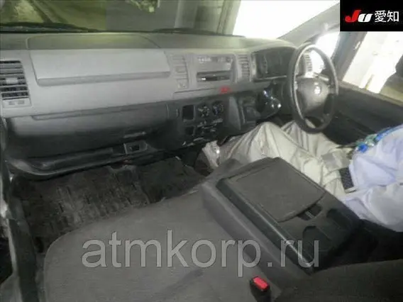 Микроавтобус Toyota HIACE VAN KDH206V 2013 года б/у фото 3