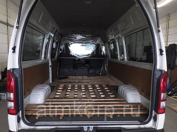 Микроавтобус Toyota HIACE VAN 2012 года б/у фото 5