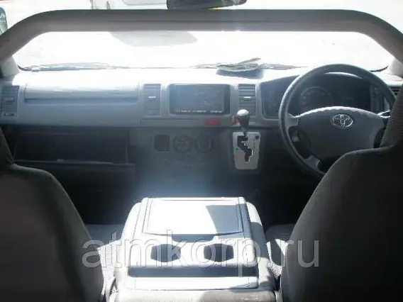 Микроавтобус Toyota HIACE VAN TRH200K 2011 года б/у фото 4