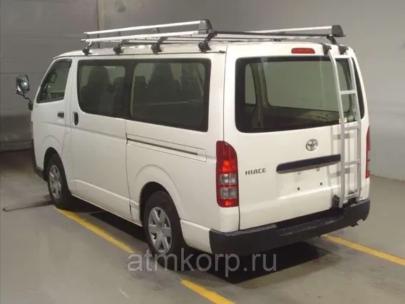 Микроавтобус TOYOTA HIACE VAN 2012 года б/у