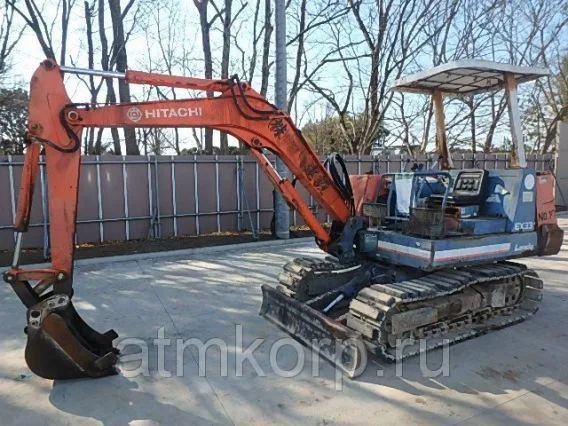 Экскаватор Hitachi EX33 1988 года б/у