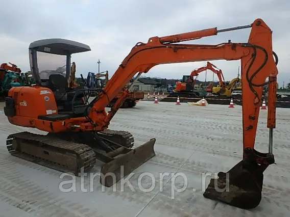 Экскаватор Hitachi EX35 1998 года б/у фото 3