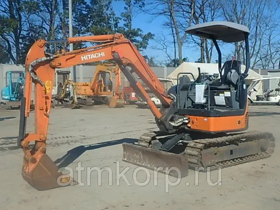 Экскаватор Hitachi ZX30U-2 2006 года б/у